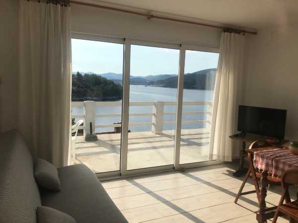 Apartments Mira Vela Luka
